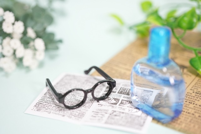 目薬・補正グッズによる治し方は白内障の進行を遅らせることが目的